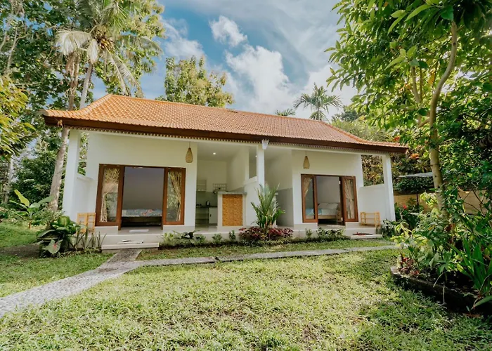 Umah Ananda * Mambat